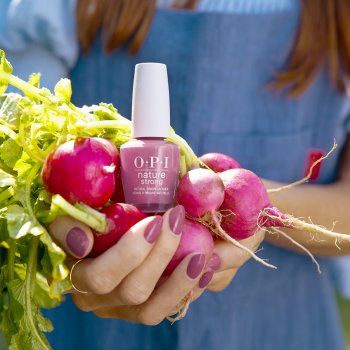 Nature Strong by OPI, onze eerste vegan nagellak van natuurlijke oorsprong! op bestelling leverbaar